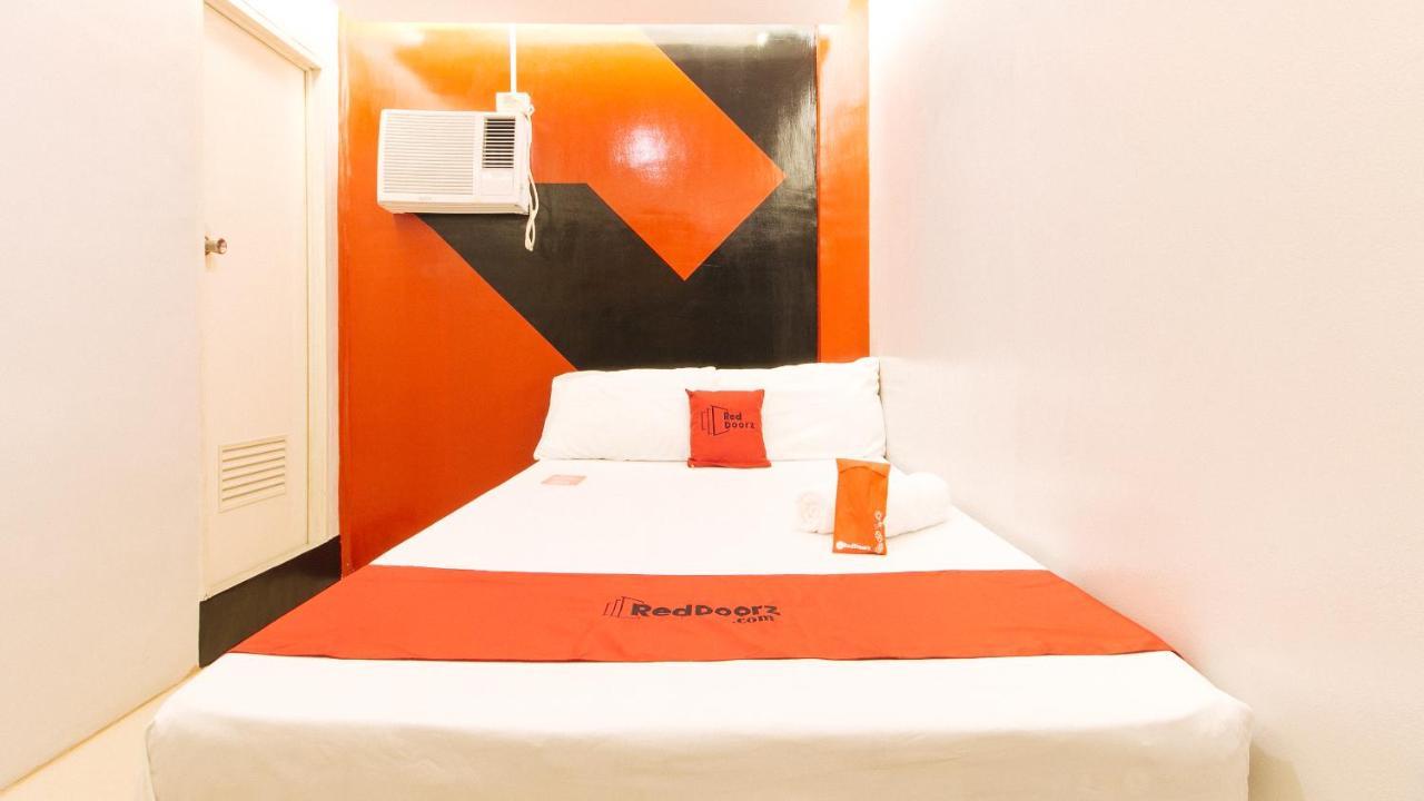 Reddoorz @ Walk Inn Hotel Manila Exterior photo