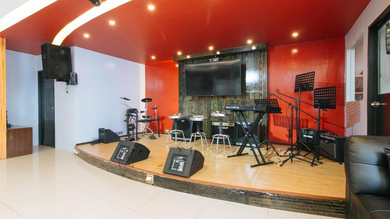 Reddoorz @ Walk Inn Hotel Manila Exterior photo