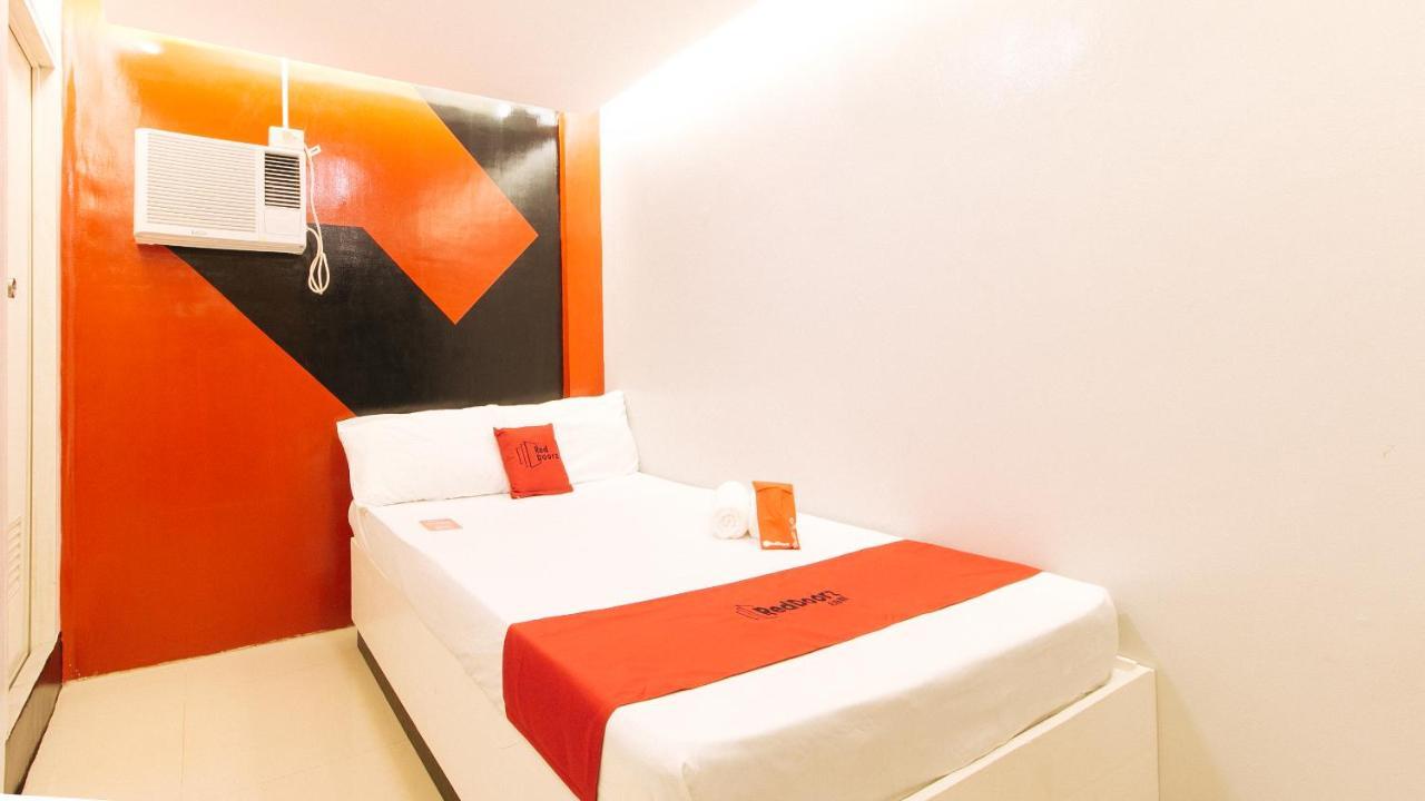 Reddoorz @ Walk Inn Hotel Manila Exterior photo