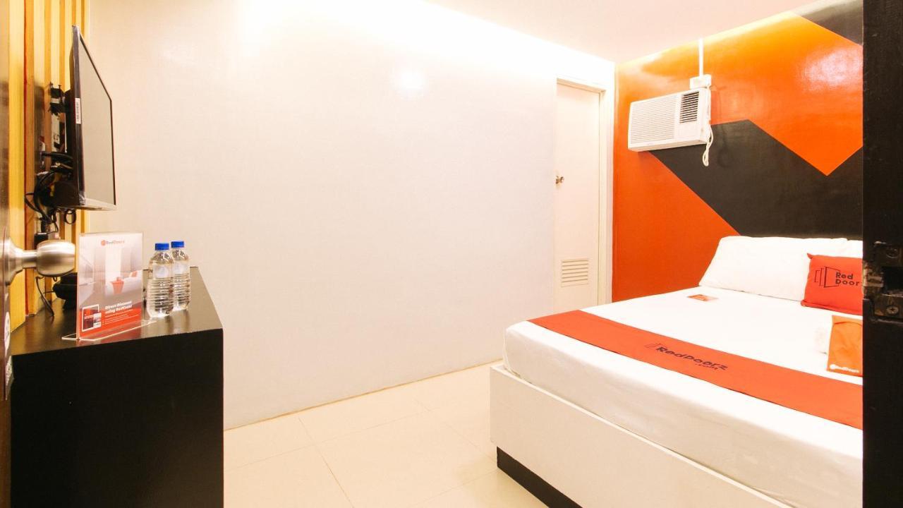 Reddoorz @ Walk Inn Hotel Manila Exterior photo